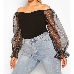 Off the shoulder Floral Organza Top 🌸